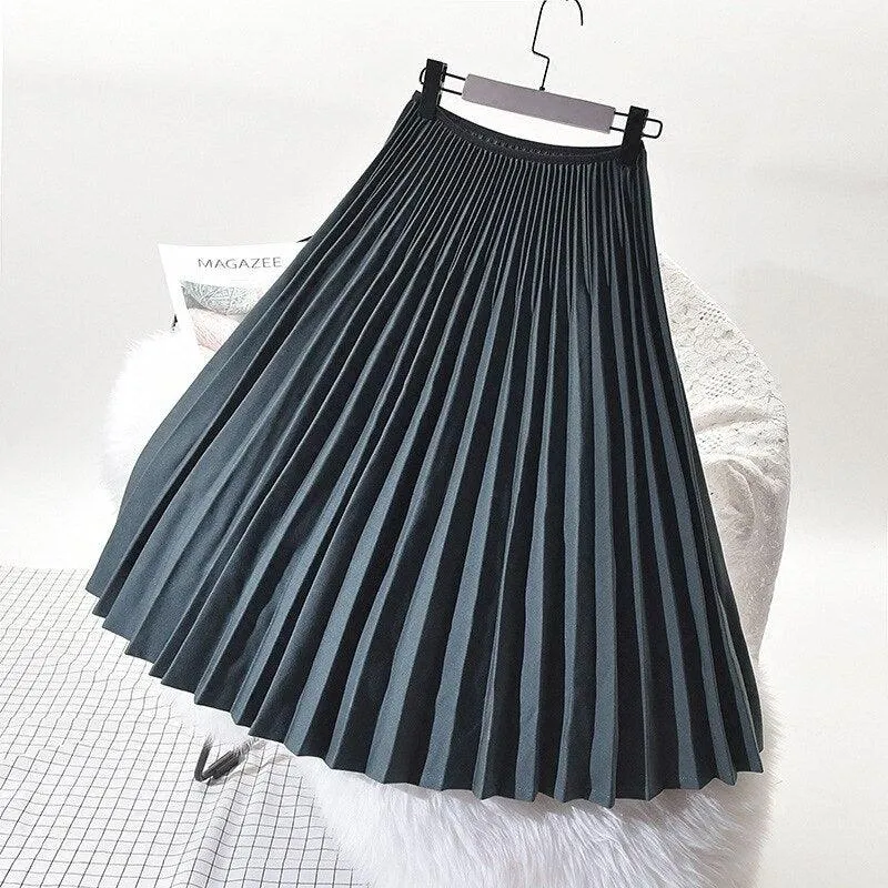 Chic White Pleated Midi Skirt - A Timeless Staple for Style-Conscious Women