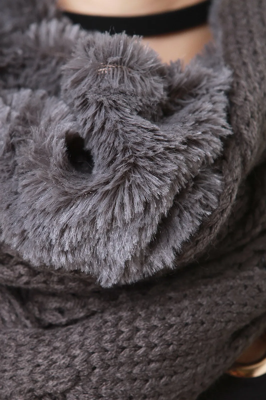 Chunky Knit Fur Lined Circle Scarf