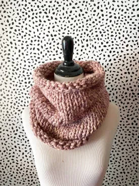 Neckwarmer in Mauve Twist