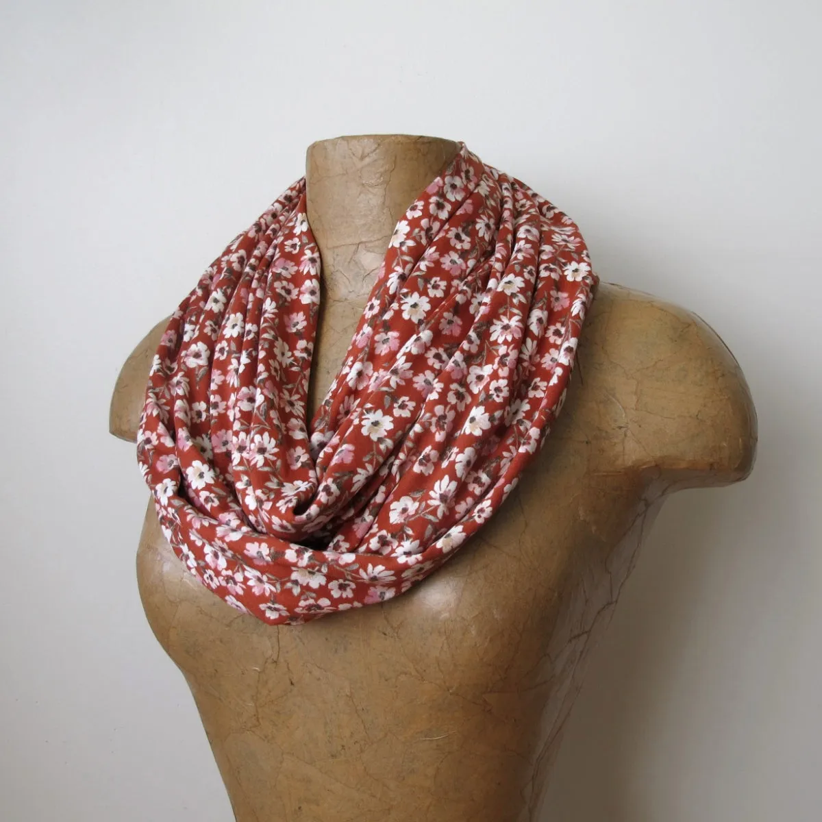 PETITE DAISIES Infinity Scarf