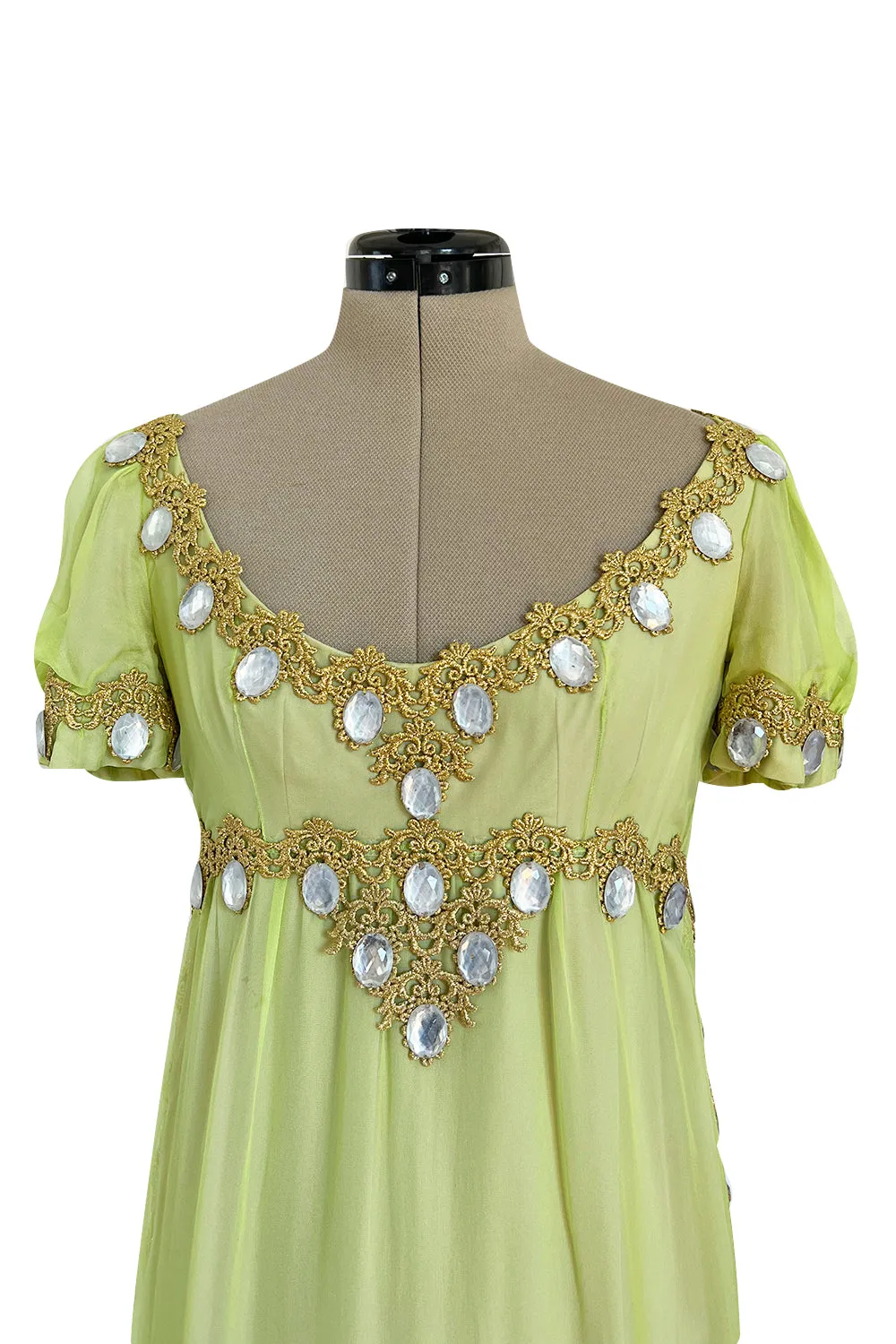 Stunning Unlabelled Vintage Soft Lime Silk Chiffon Regency Inspired Dress & Coat Set