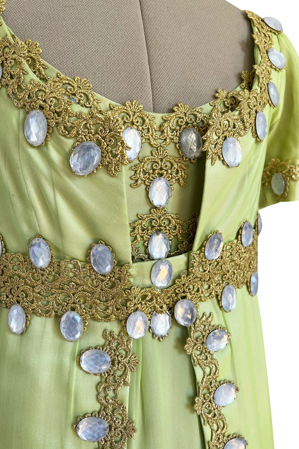 Stunning Unlabelled Vintage Soft Lime Silk Chiffon Regency Inspired Dress & Coat Set