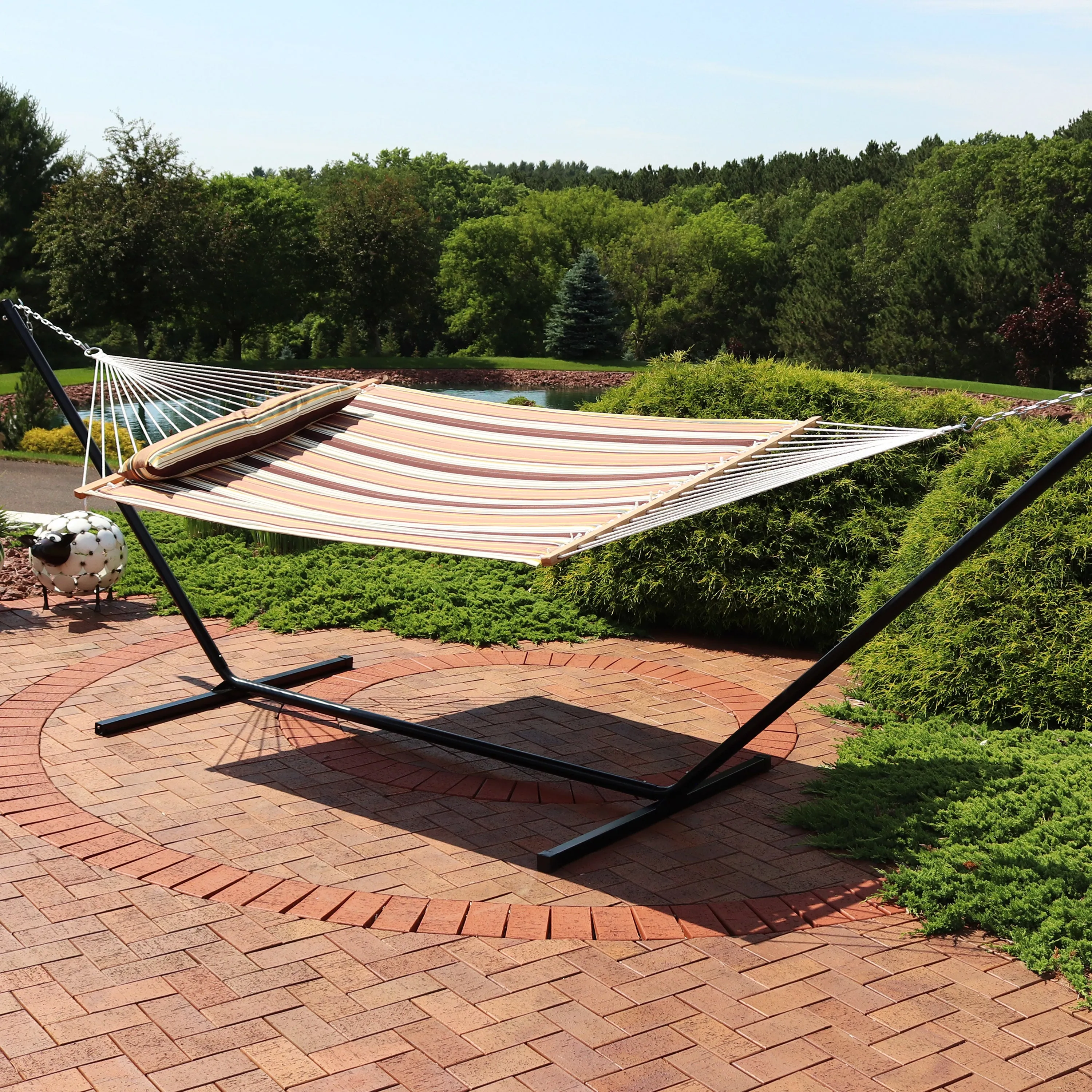 Sunnydaze 2-Person Freestanding Quilted Fabric Hammock with Stand