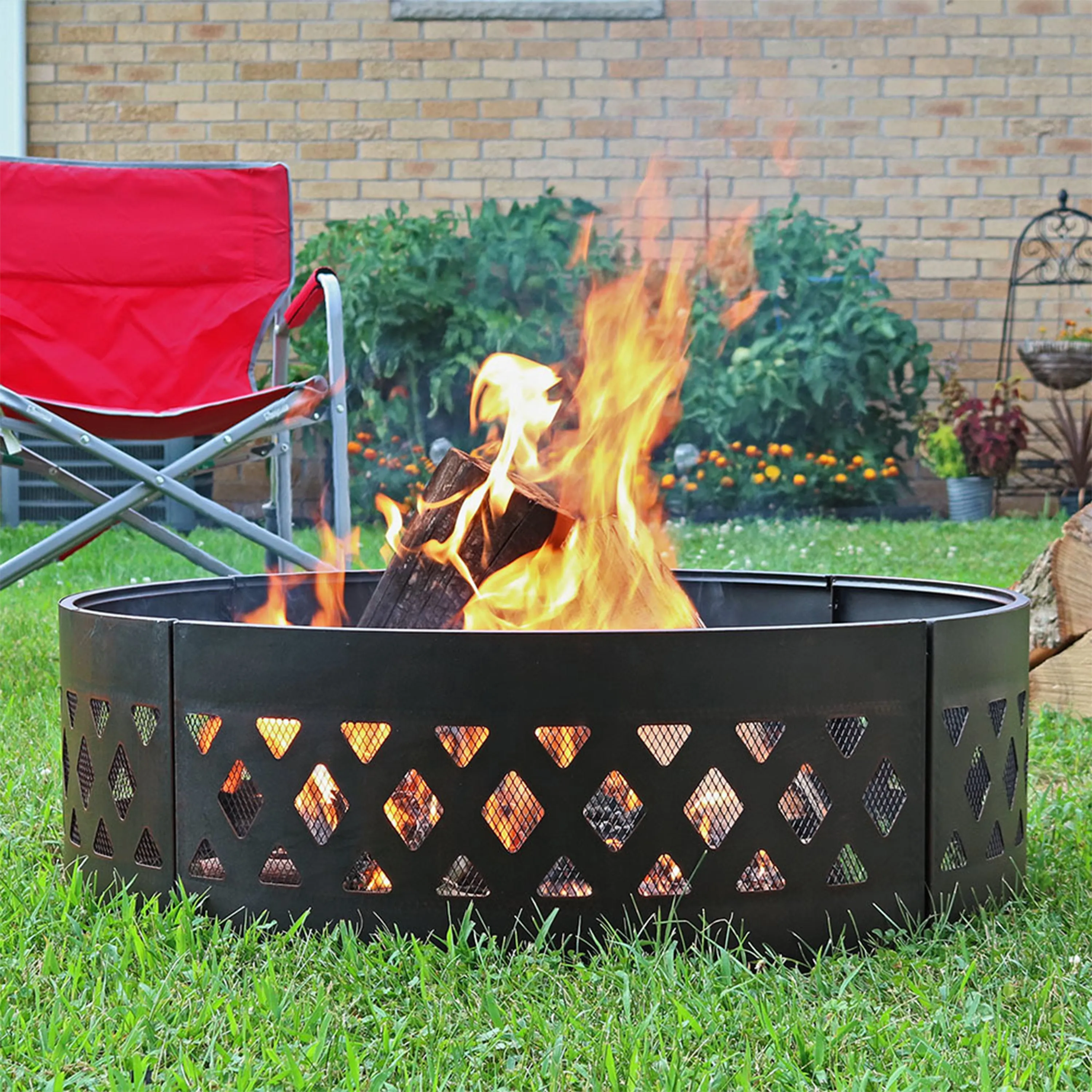 Sunnydaze Heavy-Duty Crossweave Campfire Ring - 36"