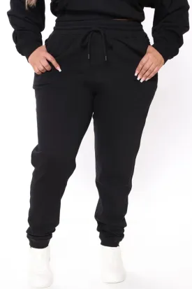 WOMEN Black Nova Sweatpants