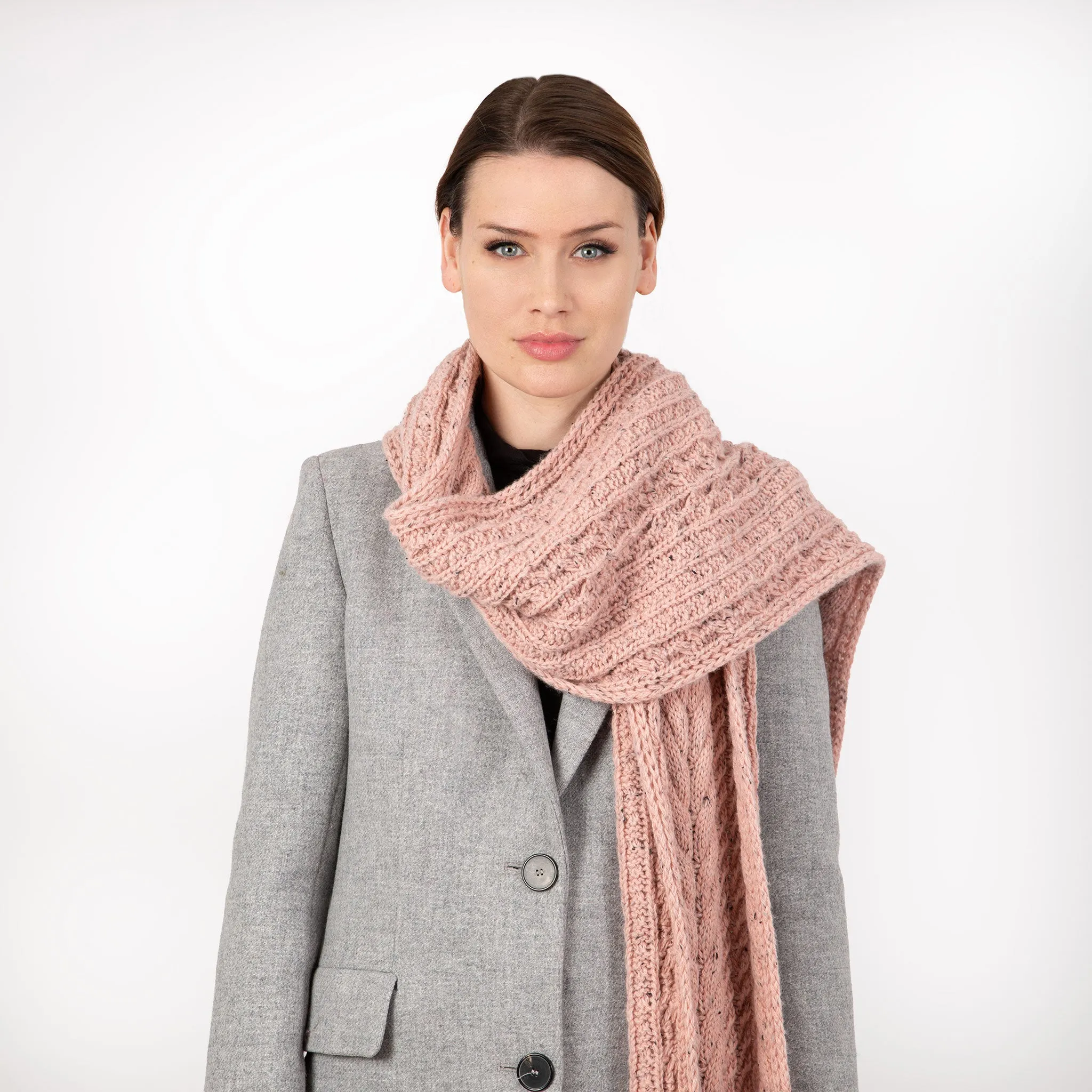 Women’s Cable Knit Scarf with Marl Yarn